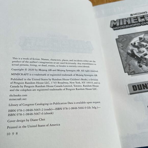 Minecraft Woodsword Chronicles Book 5 Dungeon Crawl! - Picture 6 of 7